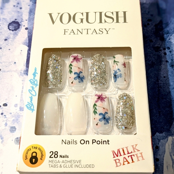Voguish Fantasy Gel Nails - Picture 6 of 11